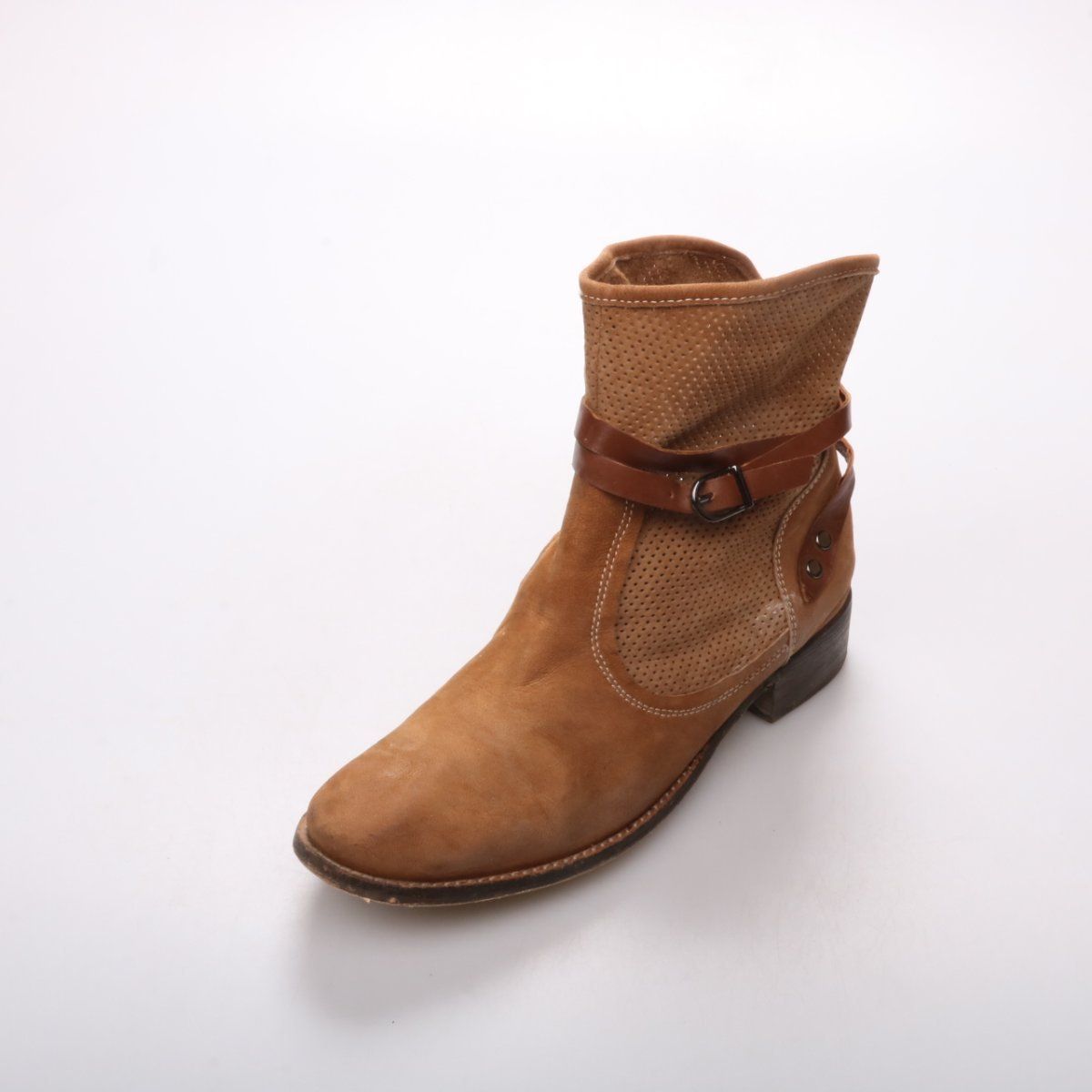 ботильоны не указано