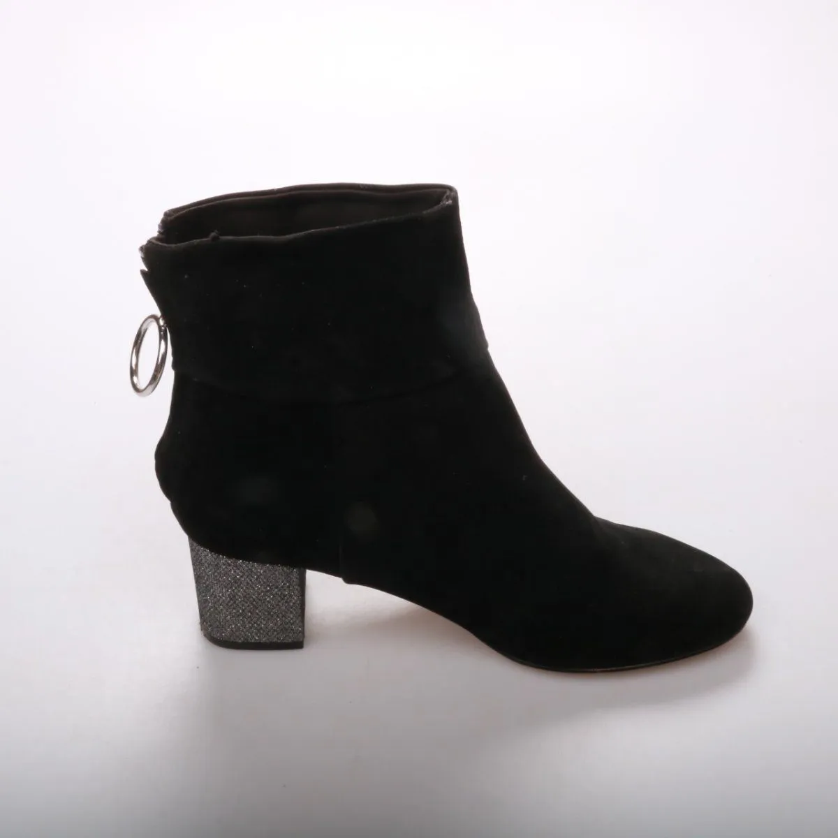 ботильоны не указано